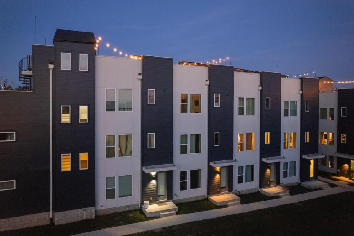 Carrie Underwood'S East Side Rooftop Game Room ناشفيل المظهر الخارجي الصورة