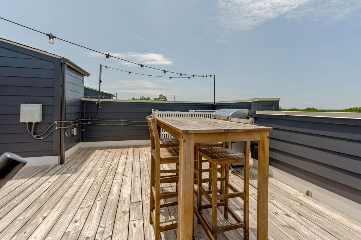 Carrie Underwood'S East Side Rooftop Game Room ناشفيل المظهر الخارجي الصورة